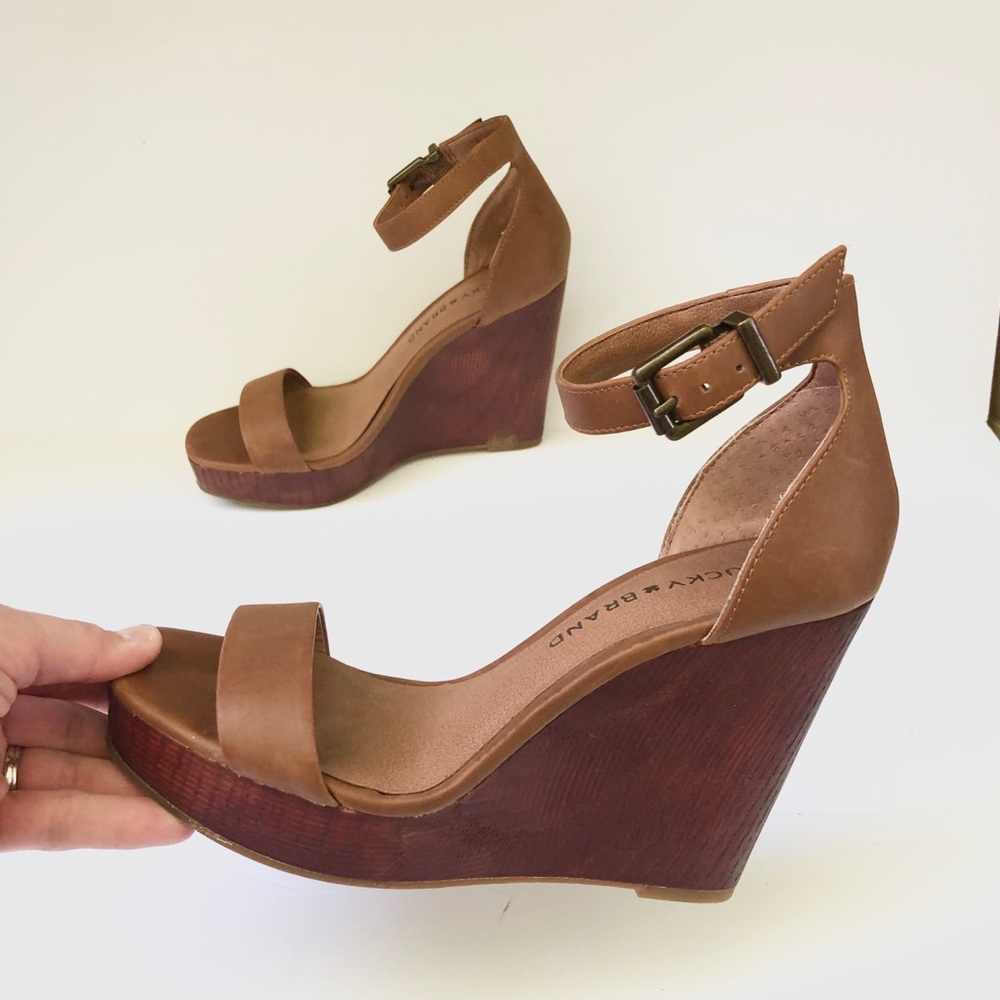 Lucky Brand Tan Leather Wedges Size 6.5